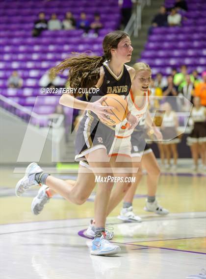 Thumbnail 3 in Davis vs. Skyridge (UHSAA 6A Semifinal) photogallery.