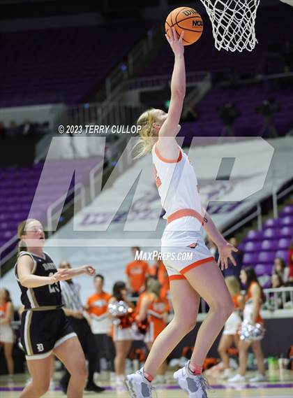 Thumbnail 1 in Davis vs. Skyridge (UHSAA 6A Semifinal) photogallery.