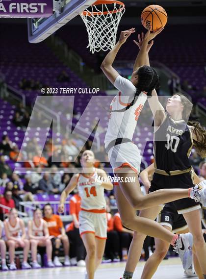 Thumbnail 1 in Davis vs. Skyridge (UHSAA 6A Semifinal) photogallery.