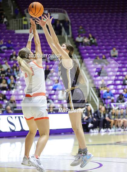 Thumbnail 1 in Davis vs. Skyridge (UHSAA 6A Semifinal) photogallery.
