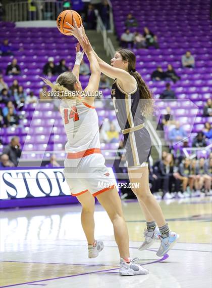 Thumbnail 3 in Davis vs. Skyridge (UHSAA 6A Semifinal) photogallery.