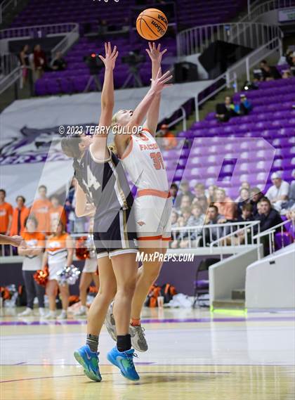 Thumbnail 3 in Davis vs. Skyridge (UHSAA 6A Semifinal) photogallery.
