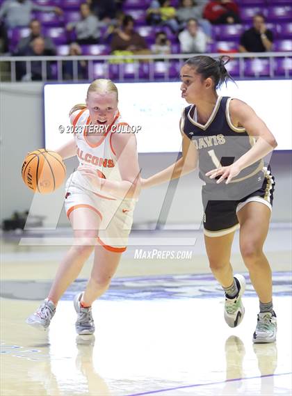 Thumbnail 2 in Davis vs. Skyridge (UHSAA 6A Semifinal) photogallery.