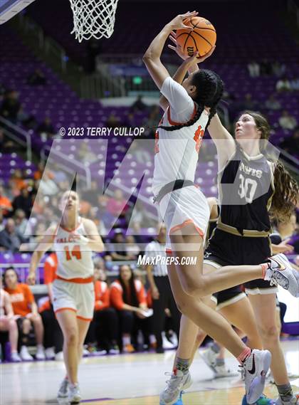Thumbnail 2 in Davis vs. Skyridge (UHSAA 6A Semifinal) photogallery.