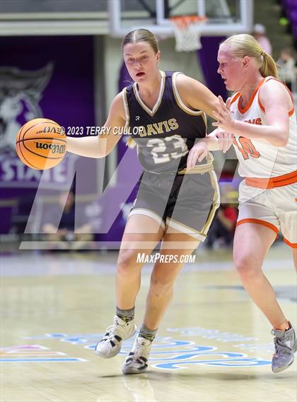 Thumbnail 2 in Davis vs. Skyridge (UHSAA 6A Semifinal) photogallery.