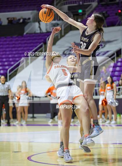 Thumbnail 3 in Davis vs. Skyridge (UHSAA 6A Semifinal) photogallery.