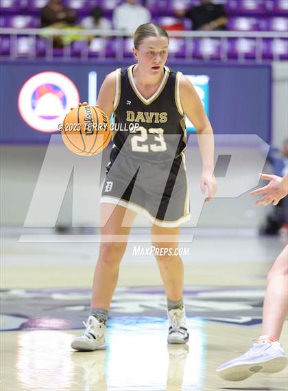 Thumbnail 2 in Davis vs. Skyridge (UHSAA 6A Semifinal) photogallery.