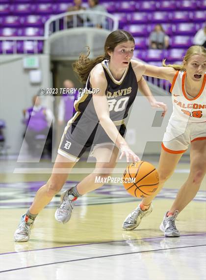Thumbnail 2 in Davis vs. Skyridge (UHSAA 6A Semifinal) photogallery.