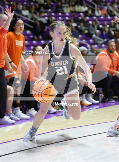 Thumbnail 3 in Davis vs. Skyridge (UHSAA 6A Semifinal) photogallery.