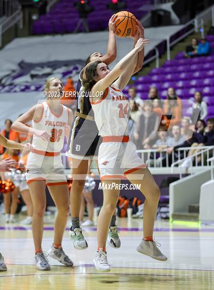Thumbnail 1 in Davis vs. Skyridge (UHSAA 6A Semifinal) photogallery.