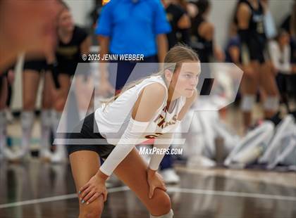 Thumbnail 3 in Mira Costa vs. Harrisburg (Durango Fall Classic) photogallery.