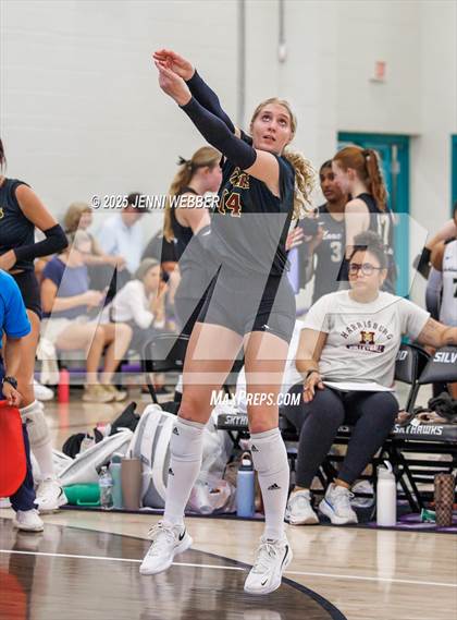 Thumbnail 3 in Mira Costa vs. Harrisburg (Durango Fall Classic) photogallery.