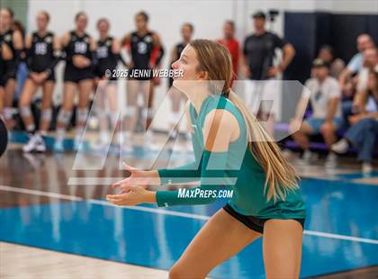 Thumbnail 2 in Mira Costa vs. Harrisburg (Durango Fall Classic) photogallery.