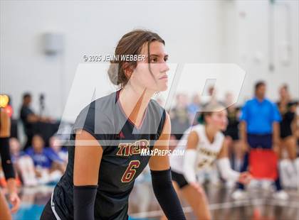 Thumbnail 1 in Mira Costa vs. Harrisburg (Durango Fall Classic) photogallery.