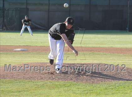 Thumbnail 2 in JSerra Catholic @ Servite photogallery.