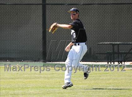 Thumbnail 2 in JSerra Catholic @ Servite photogallery.