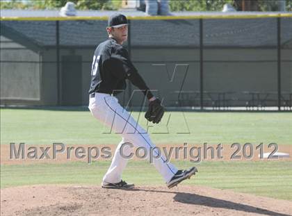 Thumbnail 1 in JSerra Catholic @ Servite photogallery.