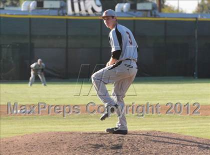 Thumbnail 3 in JSerra Catholic @ Servite photogallery.