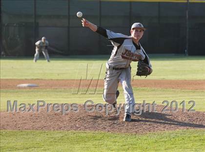 Thumbnail 2 in JSerra Catholic @ Servite photogallery.