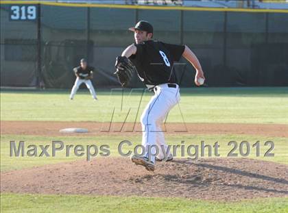 Thumbnail 2 in JSerra Catholic @ Servite photogallery.