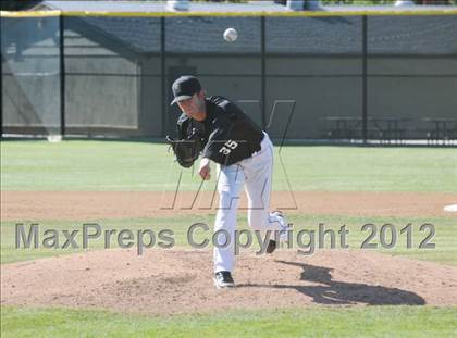 Thumbnail 2 in JSerra Catholic @ Servite photogallery.