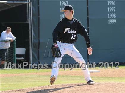 Thumbnail 2 in JSerra Catholic @ Servite photogallery.