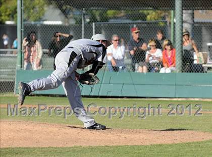 Thumbnail 3 in JSerra Catholic @ Servite photogallery.