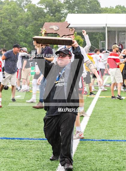 Thumbnail 1 in Winchester vs. Medfield (MIAA Division 2 State Final) photogallery.