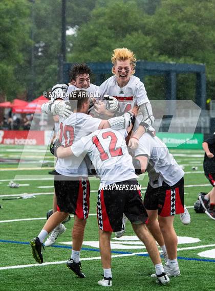 Thumbnail 1 in Winchester vs. Medfield (MIAA Division 2 State Final) photogallery.