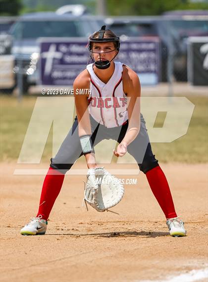 Thumbnail 2 in Cascade vs Western Dubuque (West Delaware Invitational) photogallery.