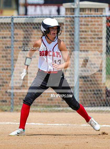Thumbnail 1 in Cascade vs Western Dubuque (West Delaware Invitational) photogallery.