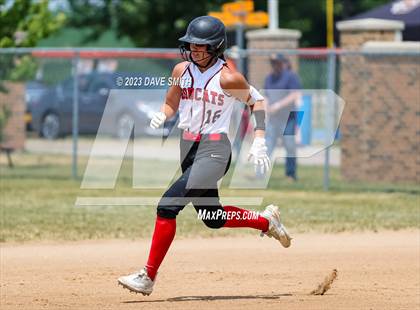 Thumbnail 3 in Cascade vs Western Dubuque (West Delaware Invitational) photogallery.
