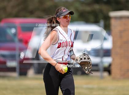 Thumbnail 1 in Cascade vs Western Dubuque (West Delaware Invitational) photogallery.