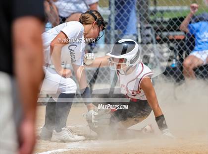 Thumbnail 2 in Cascade vs Western Dubuque (West Delaware Invitational) photogallery.