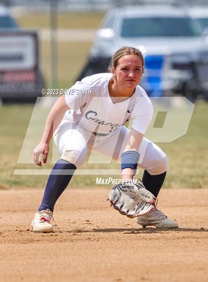 Thumbnail 3 in Cascade vs Western Dubuque (West Delaware Invitational) photogallery.