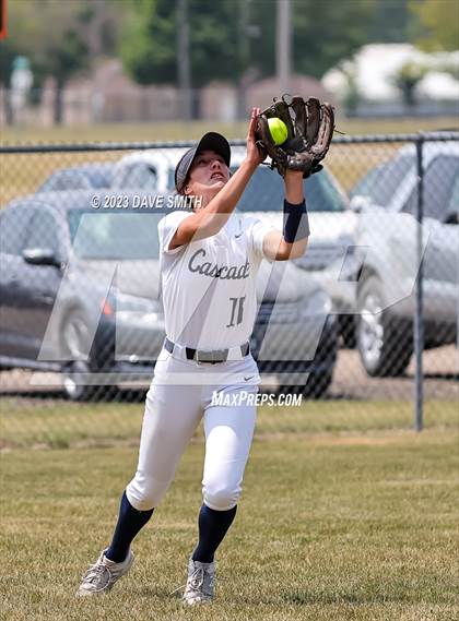 Thumbnail 1 in Cascade vs Western Dubuque (West Delaware Invitational) photogallery.