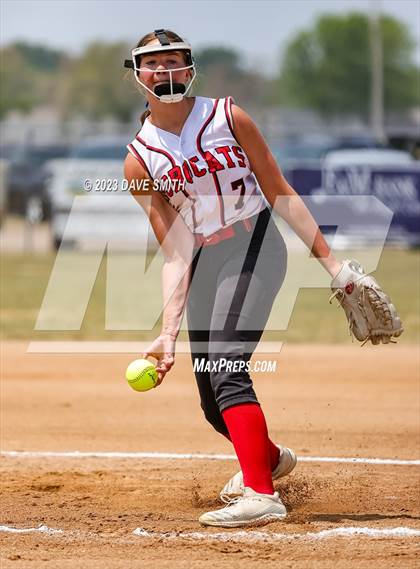 Thumbnail 3 in Cascade vs Western Dubuque (West Delaware Invitational) photogallery.