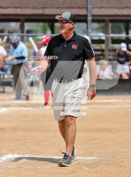 Thumbnail 1 in Cascade vs Western Dubuque (West Delaware Invitational) photogallery.