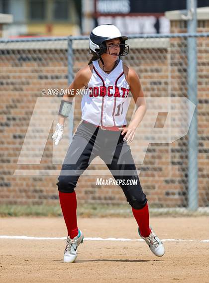 Thumbnail 2 in Cascade vs Western Dubuque (West Delaware Invitational) photogallery.