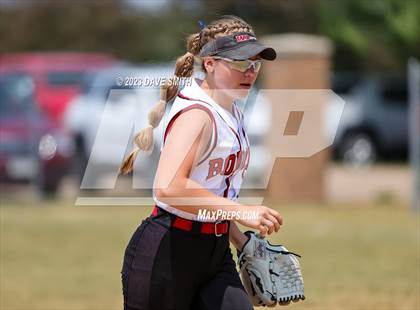 Thumbnail 3 in Cascade vs Western Dubuque (West Delaware Invitational) photogallery.
