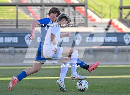 Thumbnail 3 in Cherry Creek vs Broomfield (CHSAA 5A Final) photogallery.