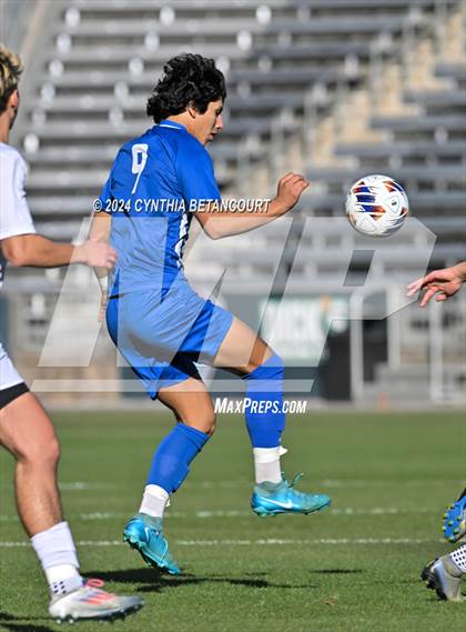 Thumbnail 3 in Cherry Creek vs Broomfield (CHSAA 5A Final) photogallery.