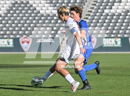 Thumbnail 3 in Cherry Creek vs Broomfield (CHSAA 5A Final) photogallery.