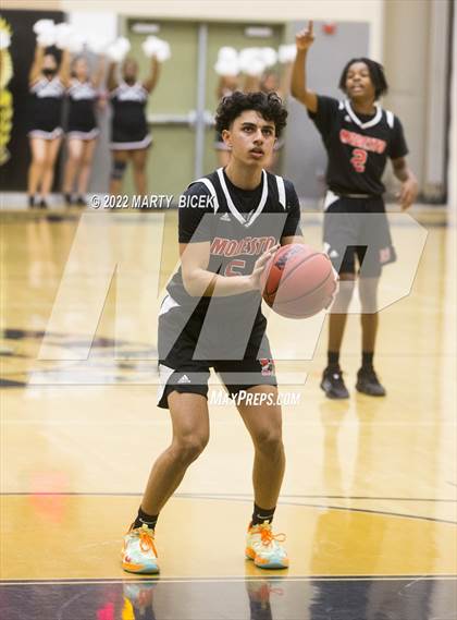 Thumbnail 1 in Modesto @ Enochs photogallery.