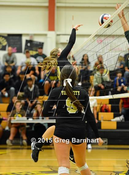 Thumbnail 1 in River Valley @ Yuba City photogallery.