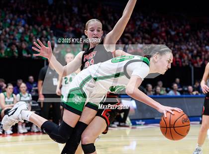 Thumbnail 1 in Waterford vs. Fort Loramie (OHSAA Div II Final) photogallery.
