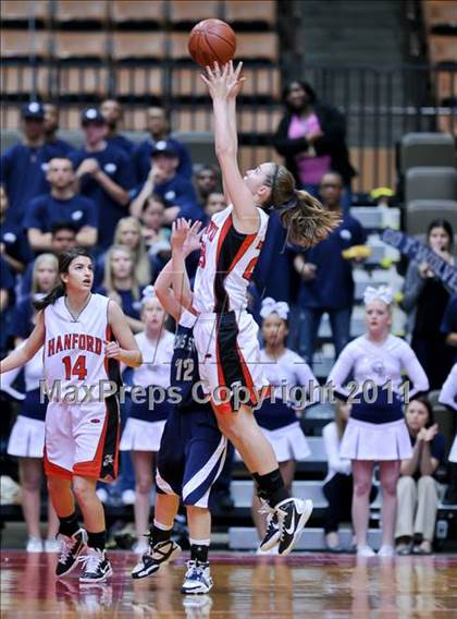 Thumbnail 3 in Hanford vs. Clovis East (CIF CS D1 Final) photogallery.