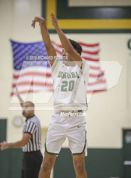Thumbnail 3 in Dinuba vs. Selma (68th Annual Kingsburg Lions Club Tournament) photogallery.