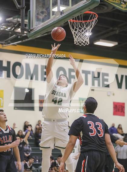 Thumbnail 2 in Dinuba vs. Selma (68th Annual Kingsburg Lions Club Tournament) photogallery.