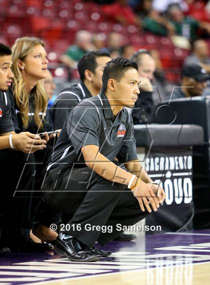 Thumbnail 2 in Eastside College Prep vs Village Christian (CIF State D5 Final) photogallery.